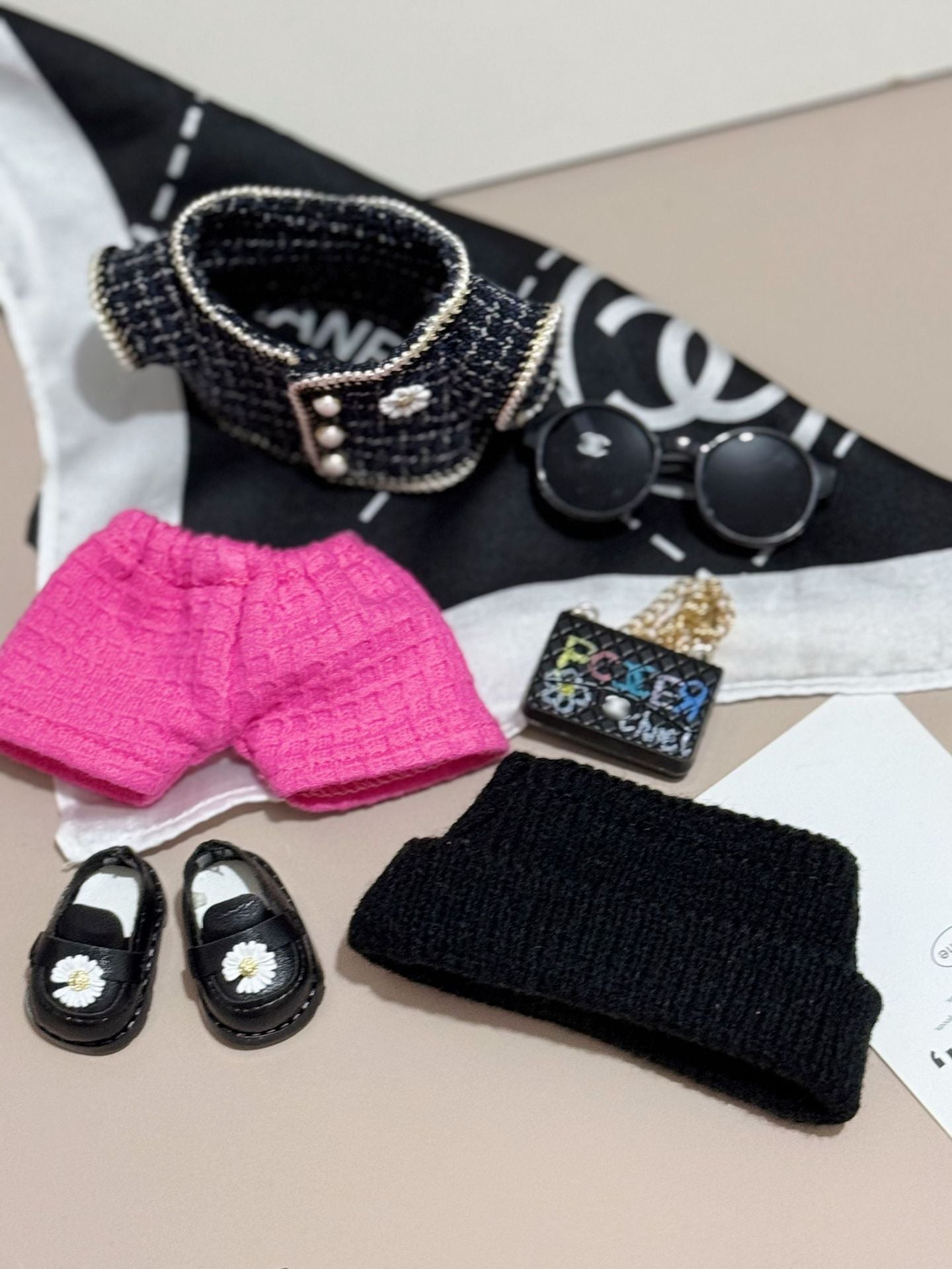G-Dragon Black and Pink Outfit SET